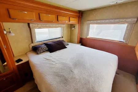 Forest River Georgetown Class A