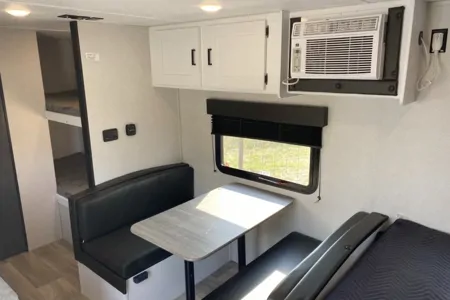  Keystone Hideout Travel Trailer