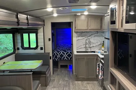 “The Beaumont”Crossroads Sunset Trail Travel Trailer