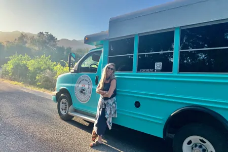 Converted School Bus SKOOLIE fully solar powered SEATS 7!