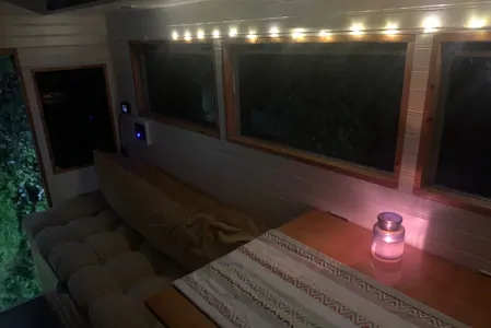 Converted School Bus SKOOLIE fully solar powered SEATS 7!