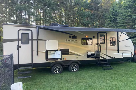 Scott and Esther's Forest River Express 