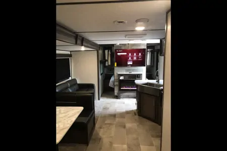 2021 Coleman Lantern Series 295QB Travel Trailer