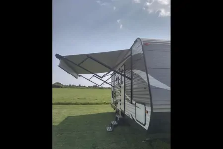 Coleman Lantern 244BH Travel Trailer