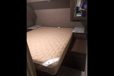 Coleman Lantern 244BH Travel Trailer