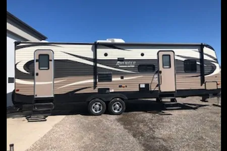 Prime Time Avenger 28 DBS Travel Trailer