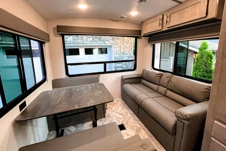 Alice's Springdale 2021 KEYSTONE SPRINGDALE 222RDWE Travel Trailer