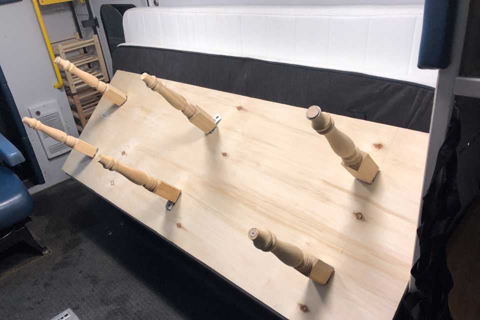 Rent my 2009 Chevrolet Express RV from $99/night | RVezy