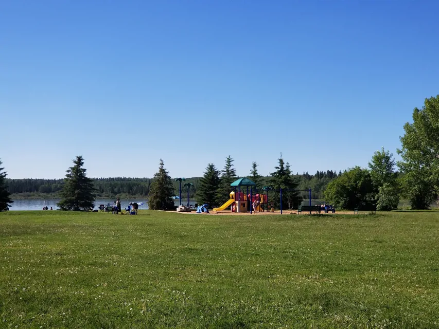 Wabamun Lake Provincial Park Pictures, Features & Amenities RVezy