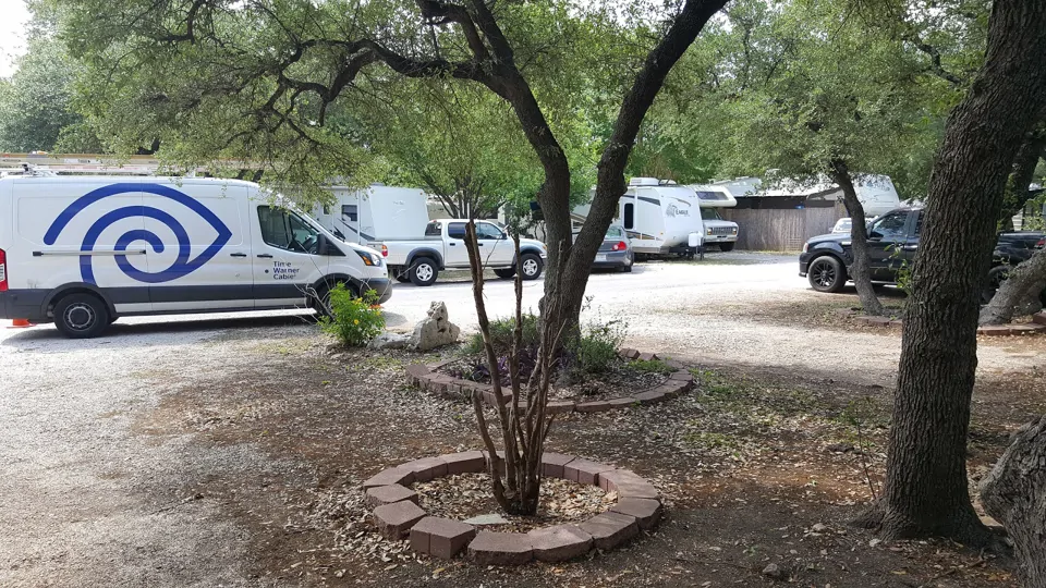 Lake Travis Inn and RV Park Pictures, Features & Amenities RVezy