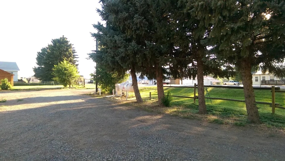 Eagle RV Park Pictures, Features & Amenities RVezy