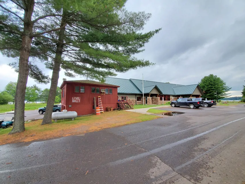 Lac du Flambeau Tribal Campground and Marina Photos et