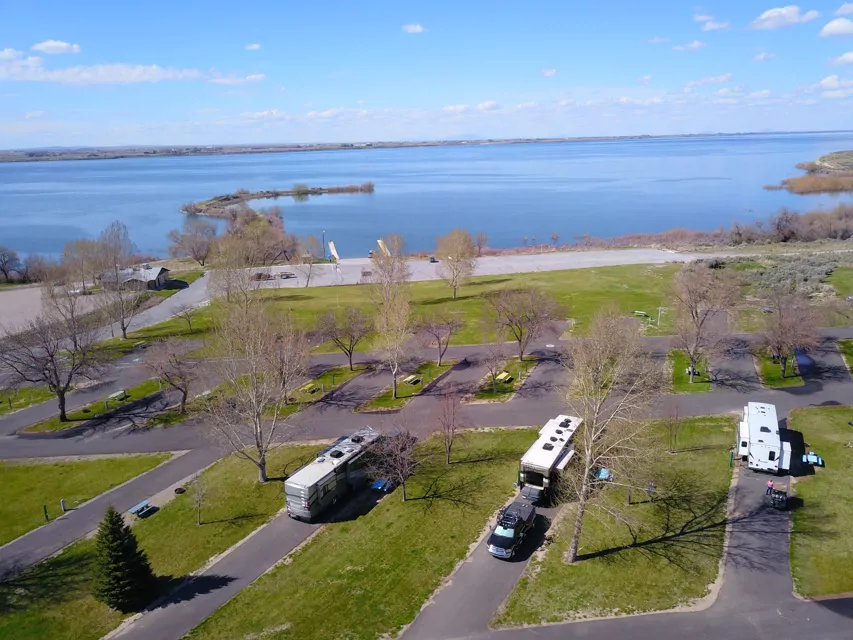 Willow Bay Recreation Area Pictures, Features & Amenities