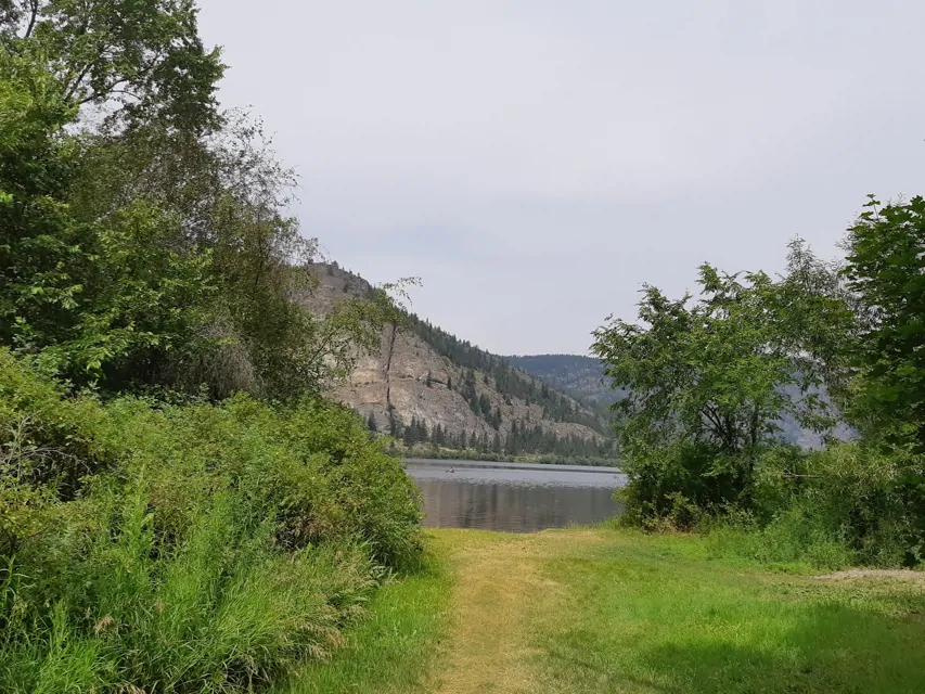 Vaseux Lake Provincial Park. Pictures, Features & Amenities RVezy