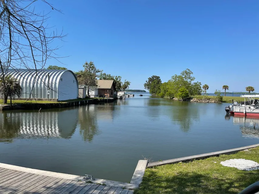 Rocks Pond Campground and Marina Photos et caractéristiques du