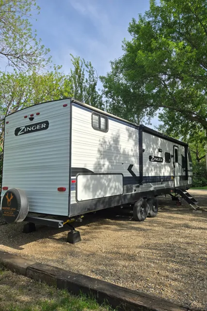 2022 Sunset Park RV Zinger 290kb