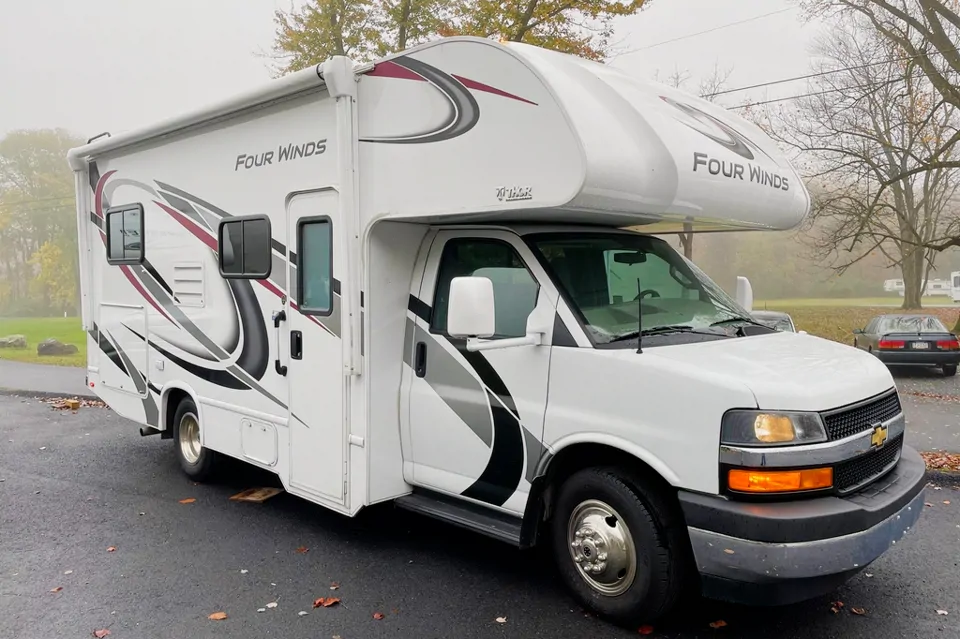 2020 Thor Motor Coach Four Winds 22E