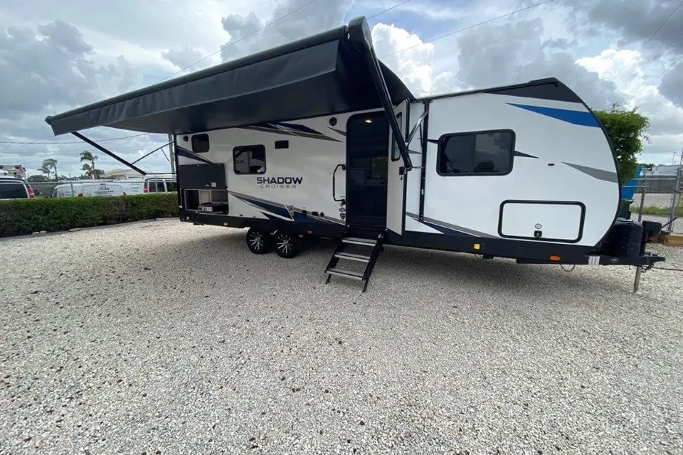 2022 Other Shadow Cruiser 259BHS