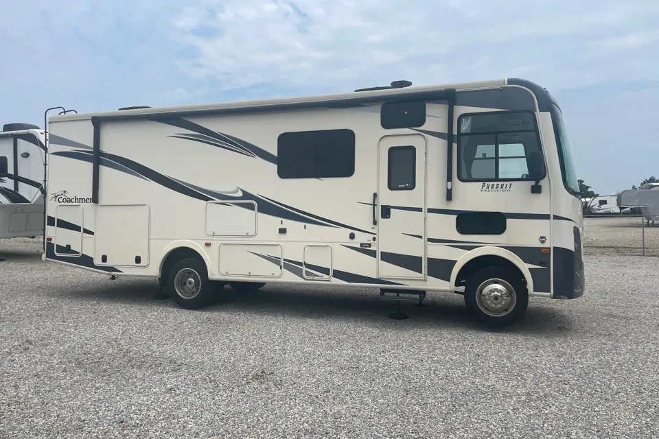 2020 Coachmen Pursuit 29SS
