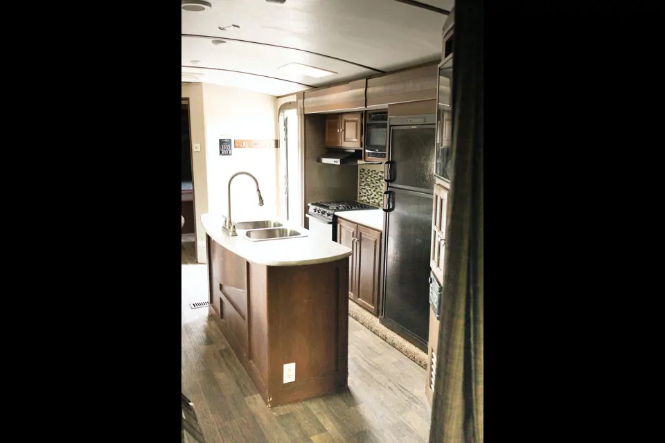 Party of 10 Adventure Trailer Perfect For Large Families Pet Friendly! in South-Jordan, Utah