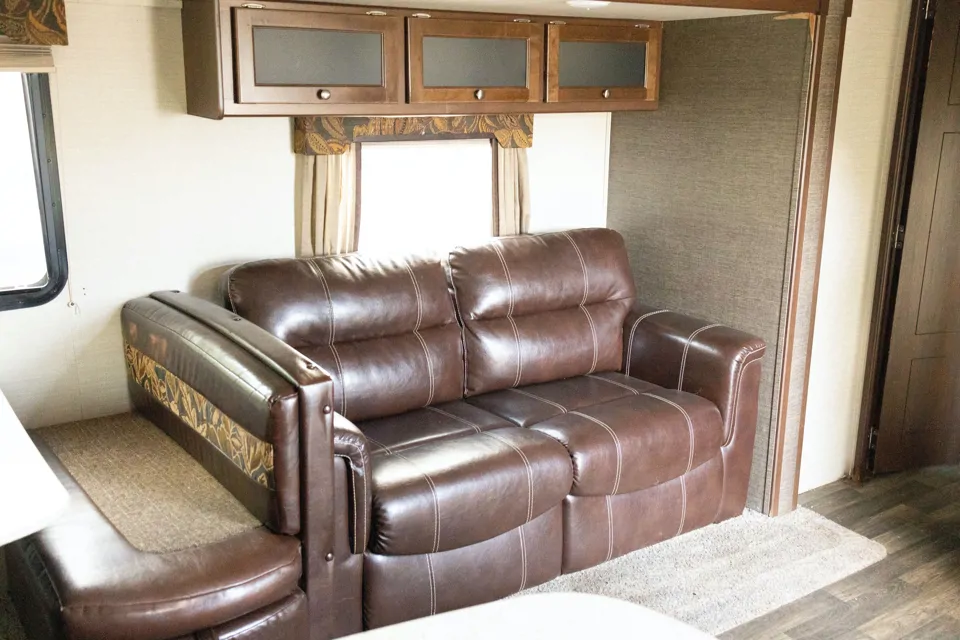 Party of 10 Adventure Trailer Perfect For Large Families Pet Friendly! in South-Jordan, Utah