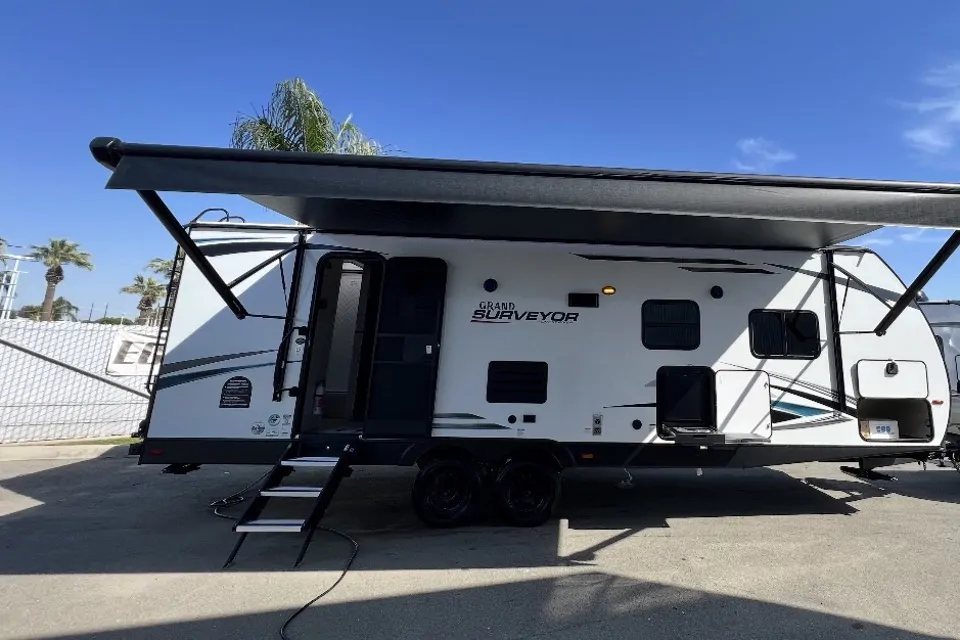 2023 Forest River Grand Surveyor