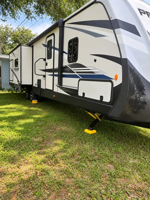 2022 Keystone Bullet premier ultra lightweight  30RI