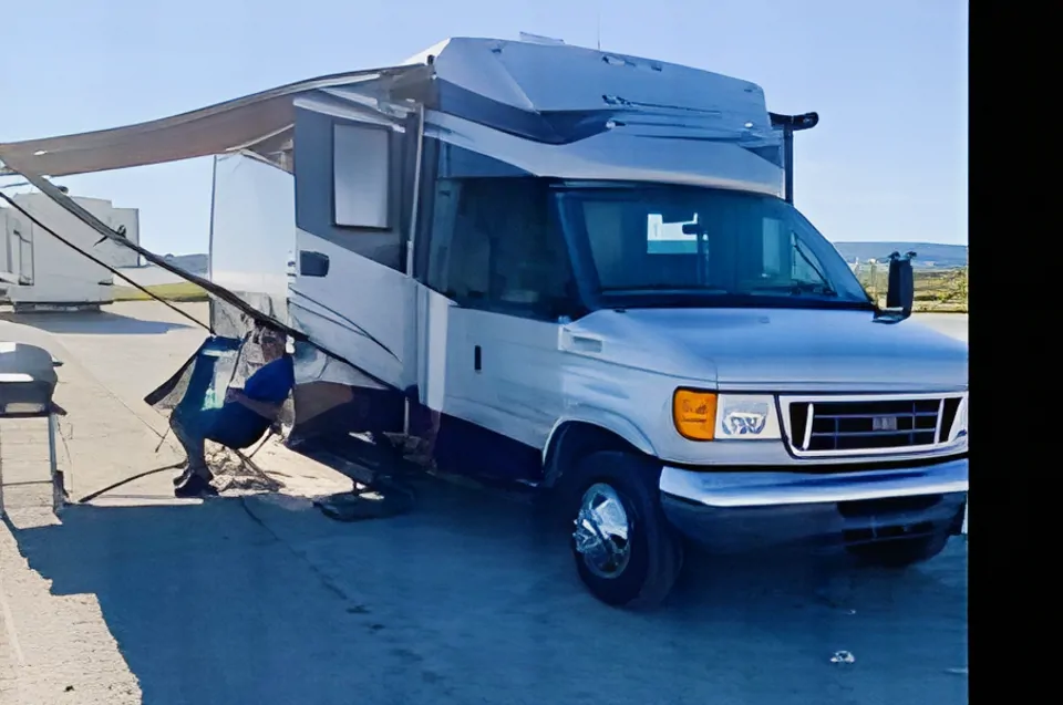 "Faith" Jayco Melbourne Class C in Georgina, Ontario