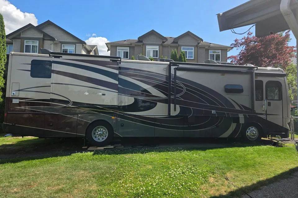 2018 Fleetwood Pace Arrow 38K