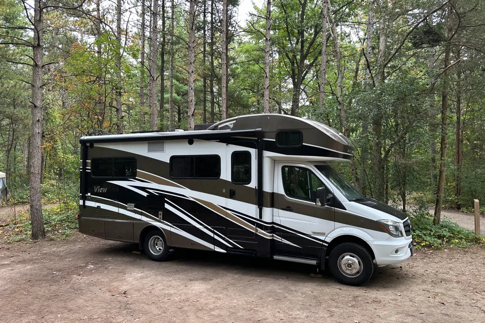 2017 Mercedes 24’ Winnebago View  in Komoka, Ontario