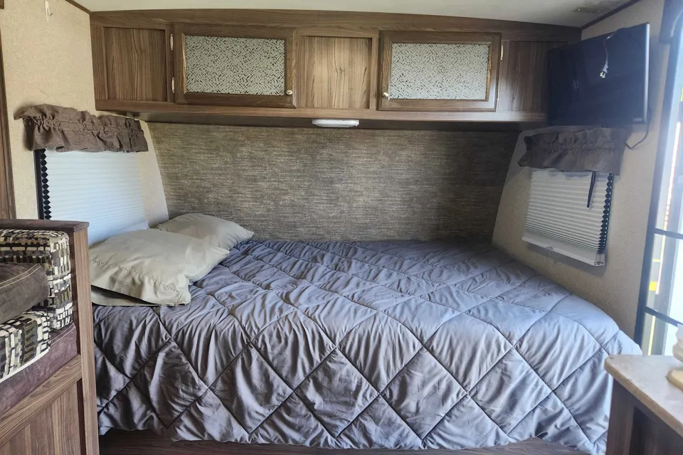 Coachmen 193BHS Travel Trailer in Portersville, Pennsylvania