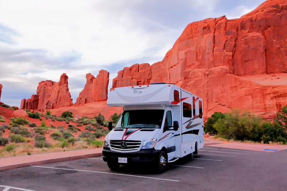 Family friendly 24 ft motorhome in Surrey, British Columbia