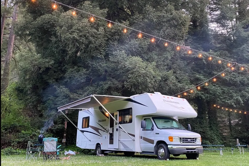 2006 Thor Motor Coach Dutchmen Classic 31FK