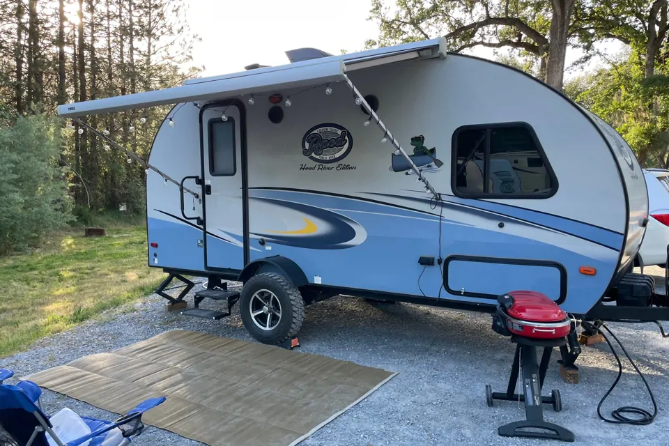 "Hoppy" the Happy Camper - R-Pod Hood River Edition à Rocklin, California