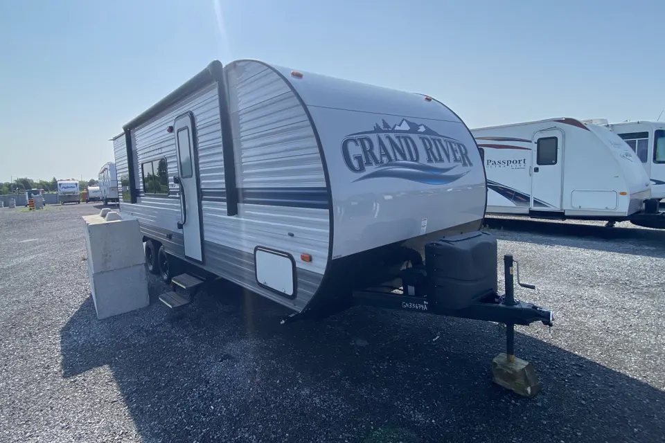2021 Gulf Stream Grand River 2678HS