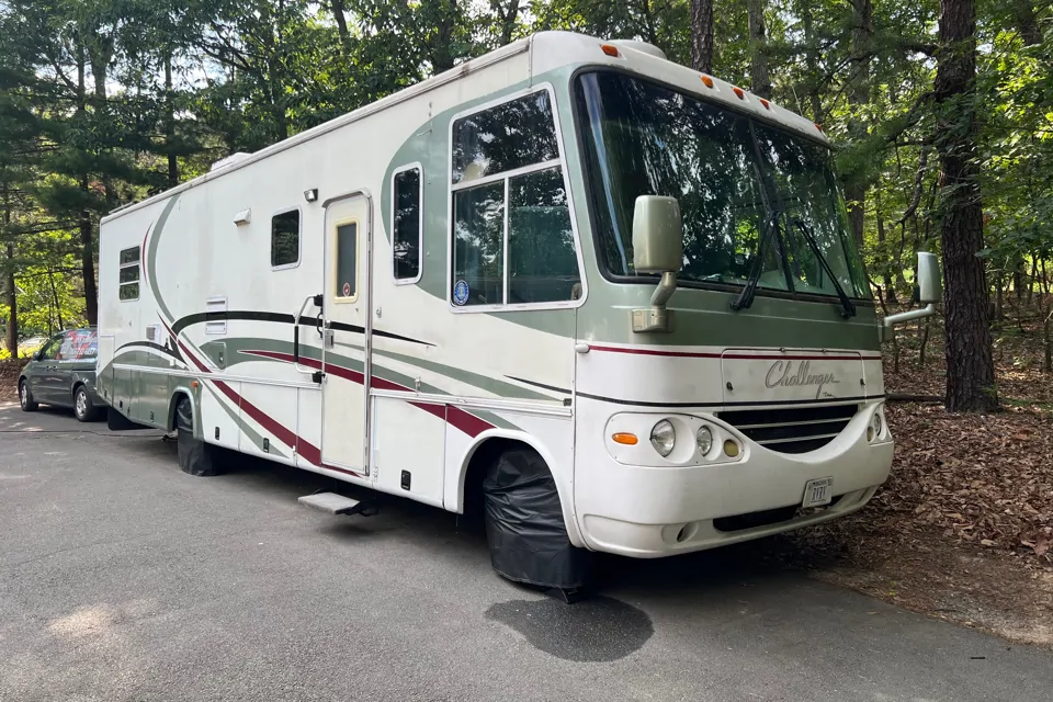 2001 Damon Challenger