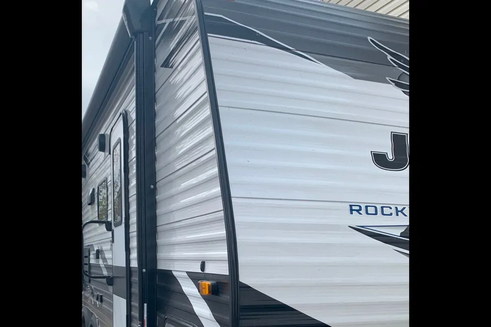 2022 Jayco Jay flight Slx 8 224 bh Baja Rocky Mountain edition