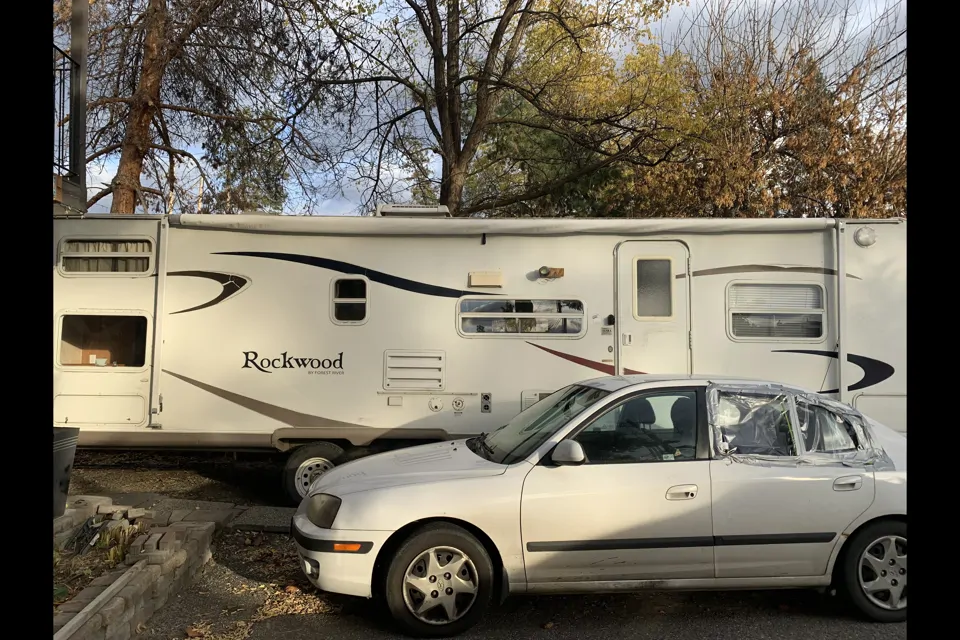 2006 Forest River Rock wood 30’ wRLT