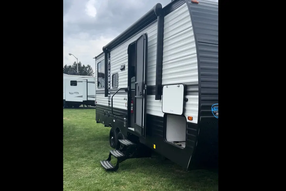 2024 Keystone Hideout sport