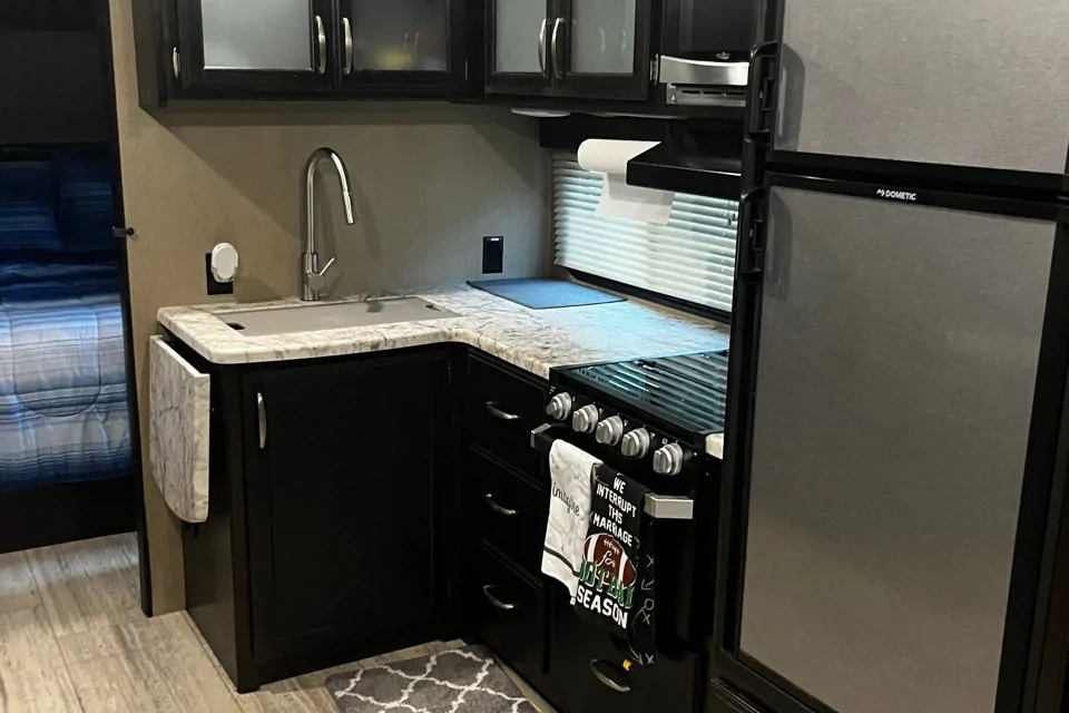 Shane's Grand Design 2800bh Travel Trailer in Flowery-Branch, Georgia