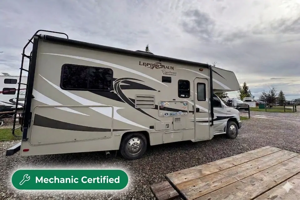 2015 Coachmen Leprechaun 220QB