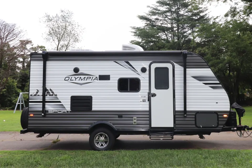 2021 Highland Ridge RV 19BH Olympia Sport