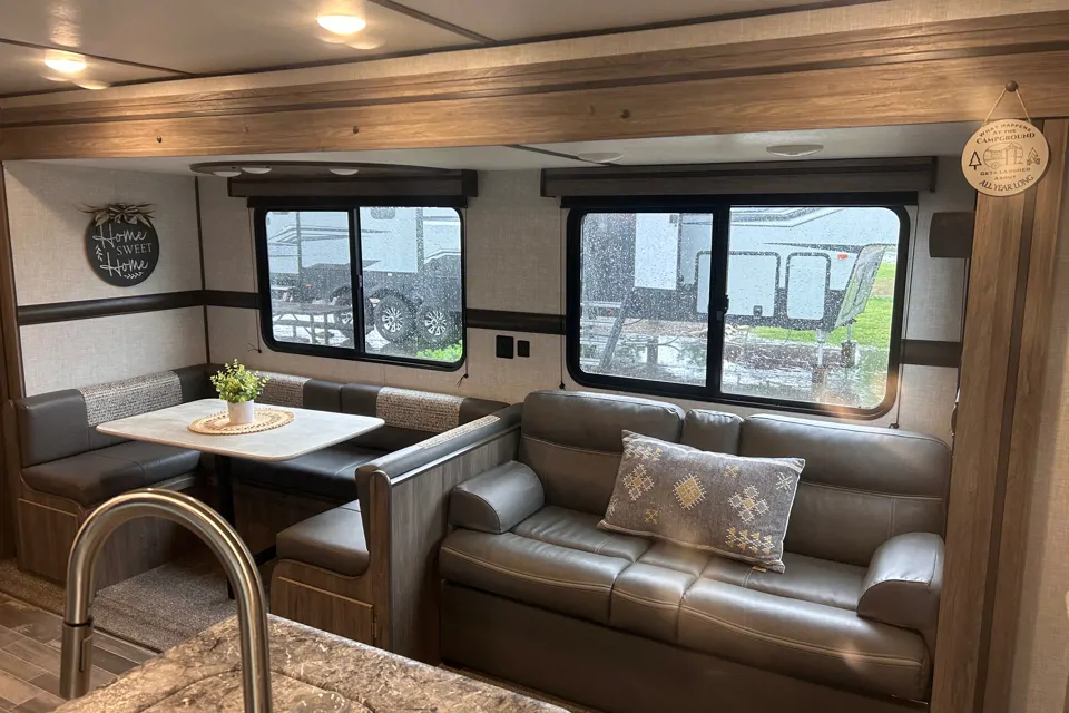 2021 Crossroads Zinger