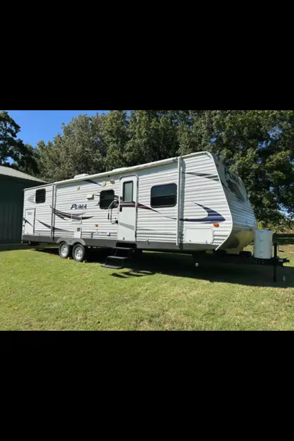 2010 Palomino Puma 33FQSS