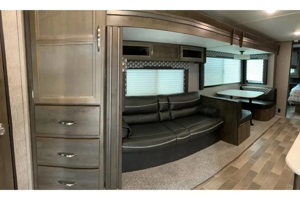 Rent my 2020 Coleman 2835BH from 125/night RVezy