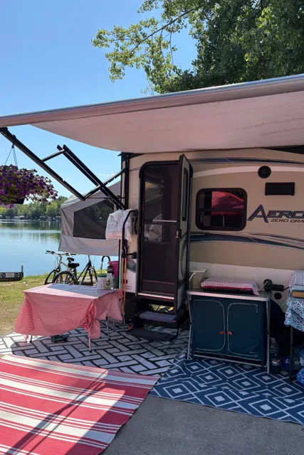 2017 Dutchmen Aérolite zéro gravity 174e