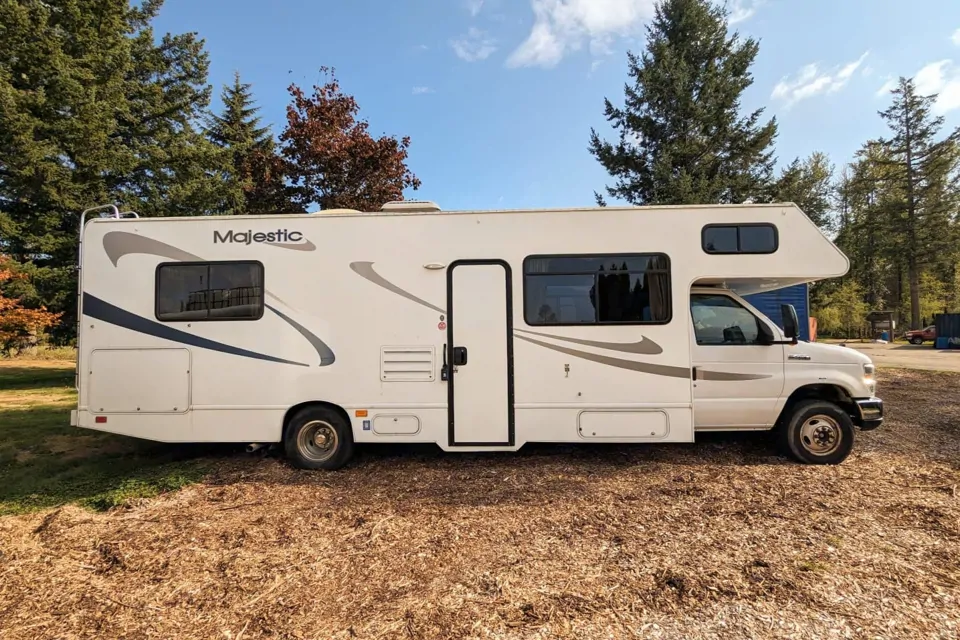 Rent my 2014 Thor Motor Coach Majestic from $350/night | RVezy