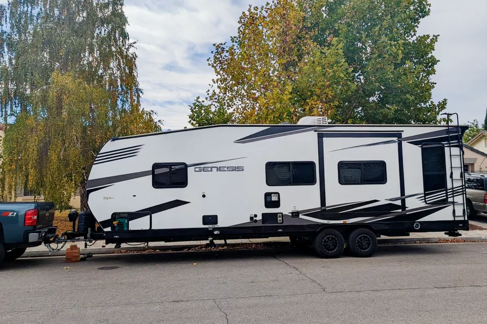 2022 Genesis Supreme RV 27FS