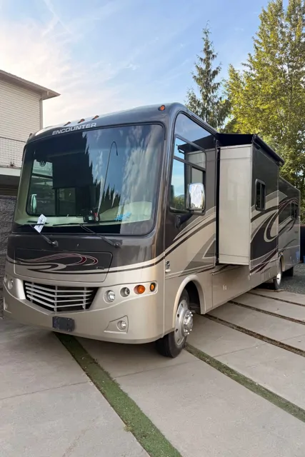 2012 Coachmen Encounter 37TZ