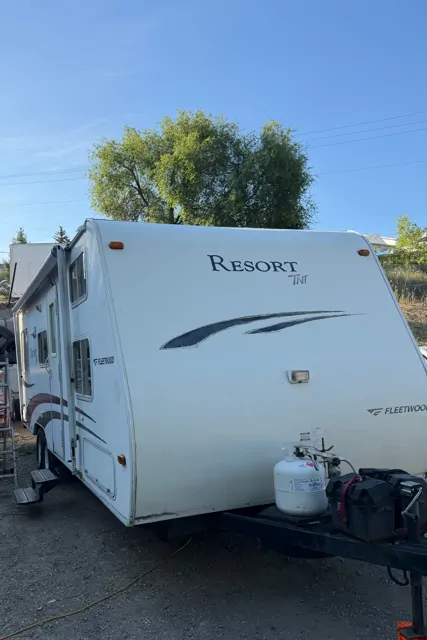 2005 Fleetwood Resort tnt